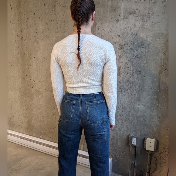 White Long Sleeve Stretch Top Size S - Picture 3 of 6